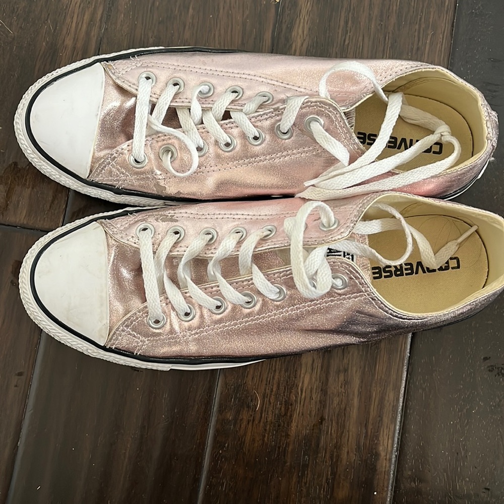 Converse chuck taylor rose gold quartz size 10 mens 12 womens
